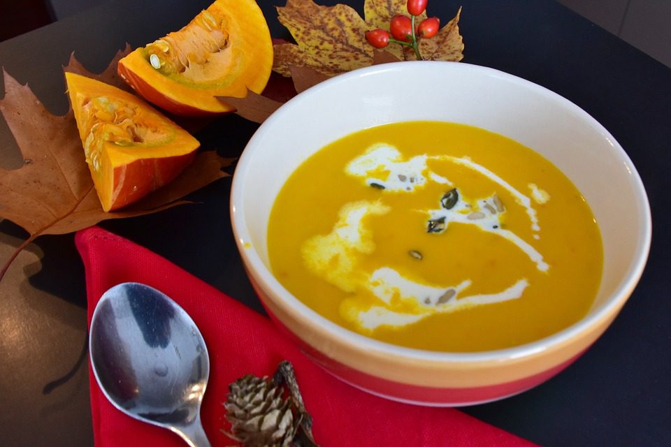 Halloween pumpkin soup